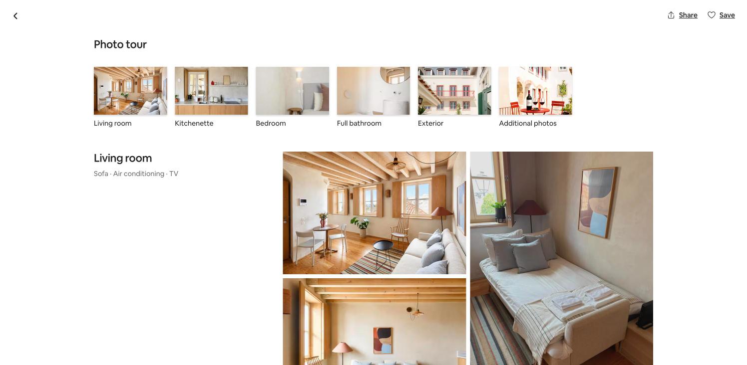 Airbnb — Photo tour overlay